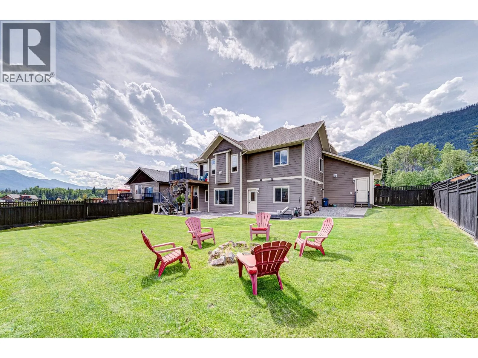 2030 GOLDEN EAGLE Drive