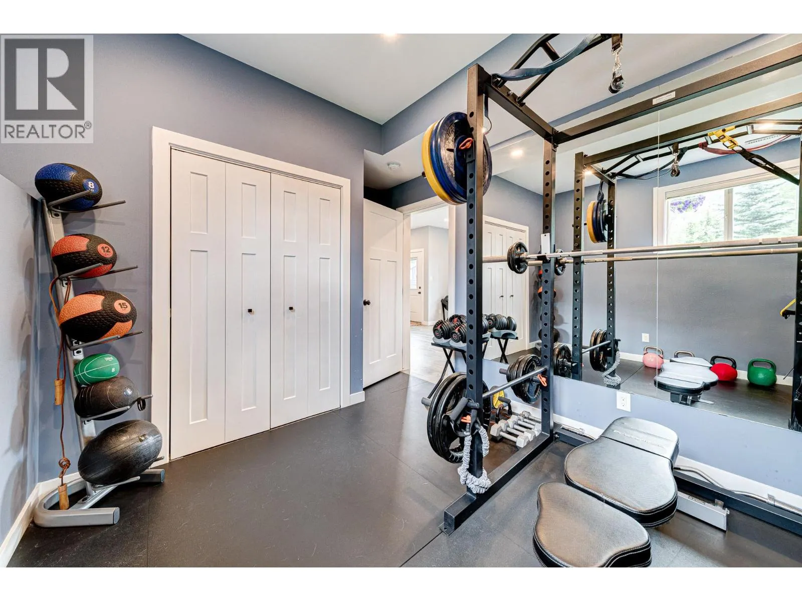 2030 GOLDEN EAGLE Drive