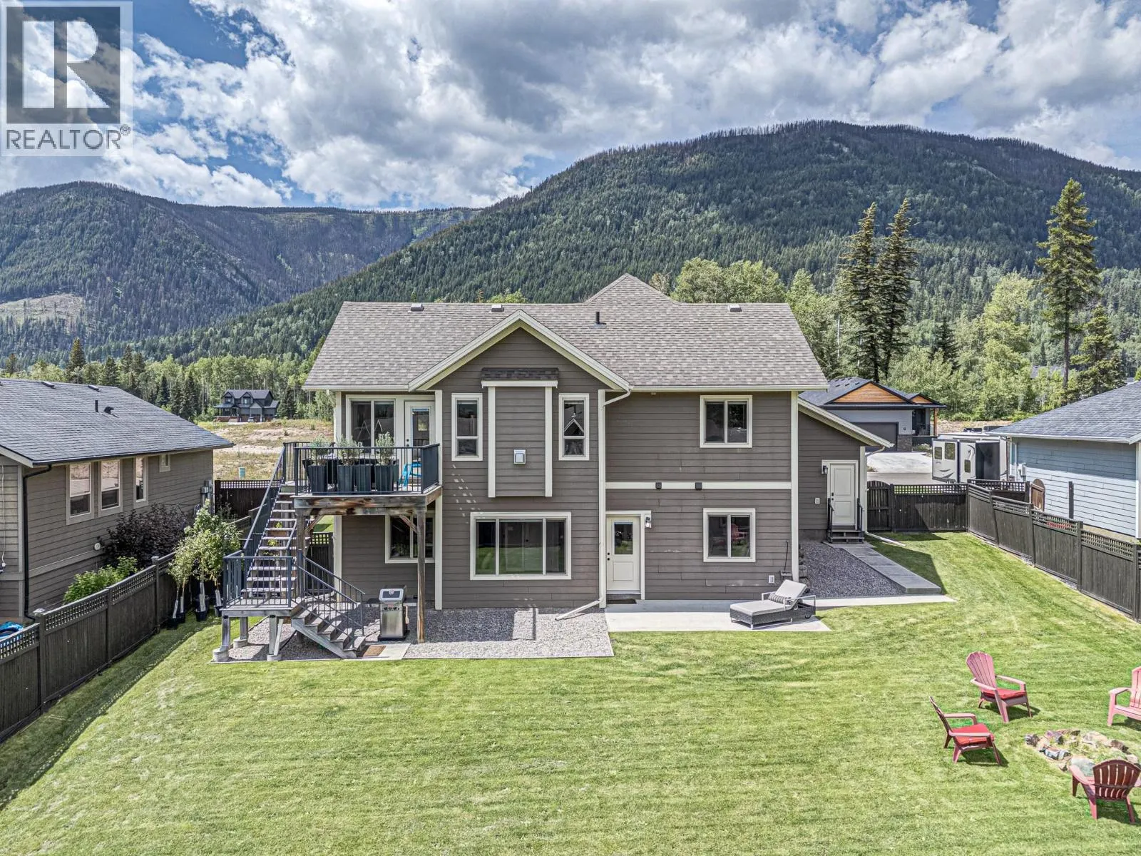 2030 GOLDEN EAGLE Drive