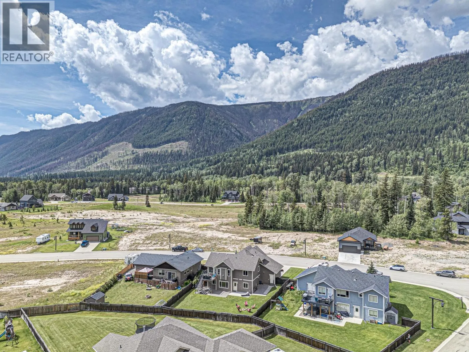 2030 GOLDEN EAGLE Drive