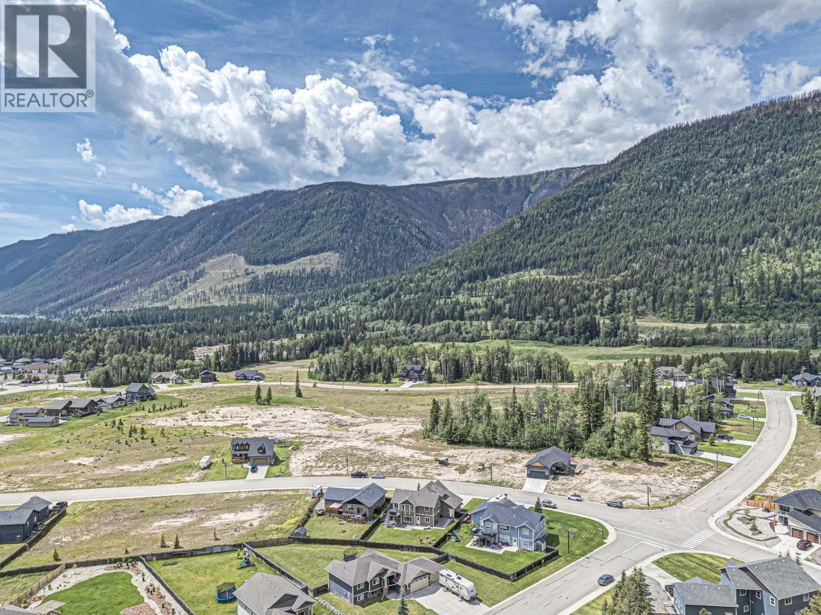 2030 GOLDEN EAGLE Drive