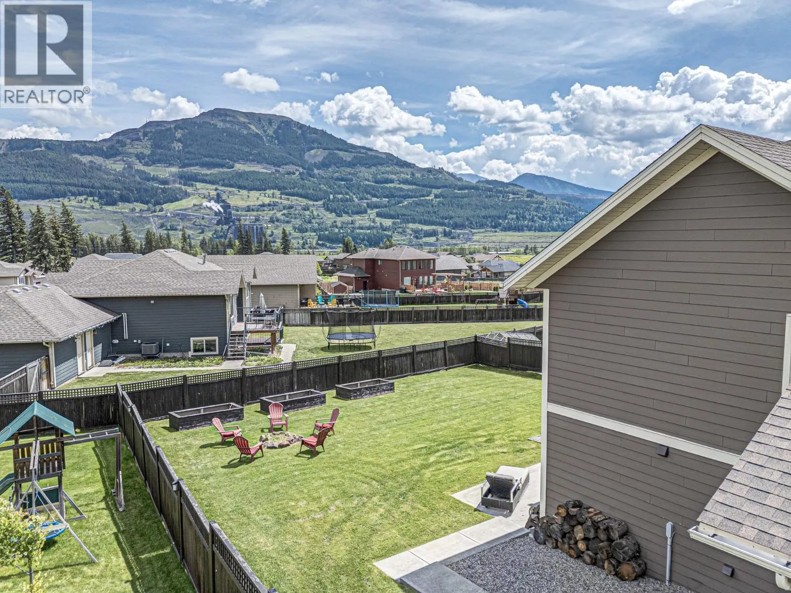 2030 GOLDEN EAGLE Drive