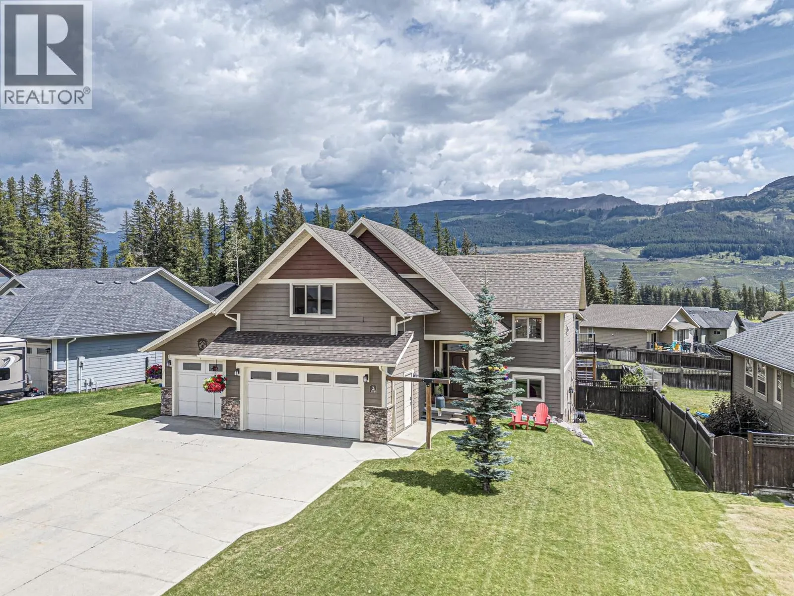 2030 GOLDEN EAGLE Drive
