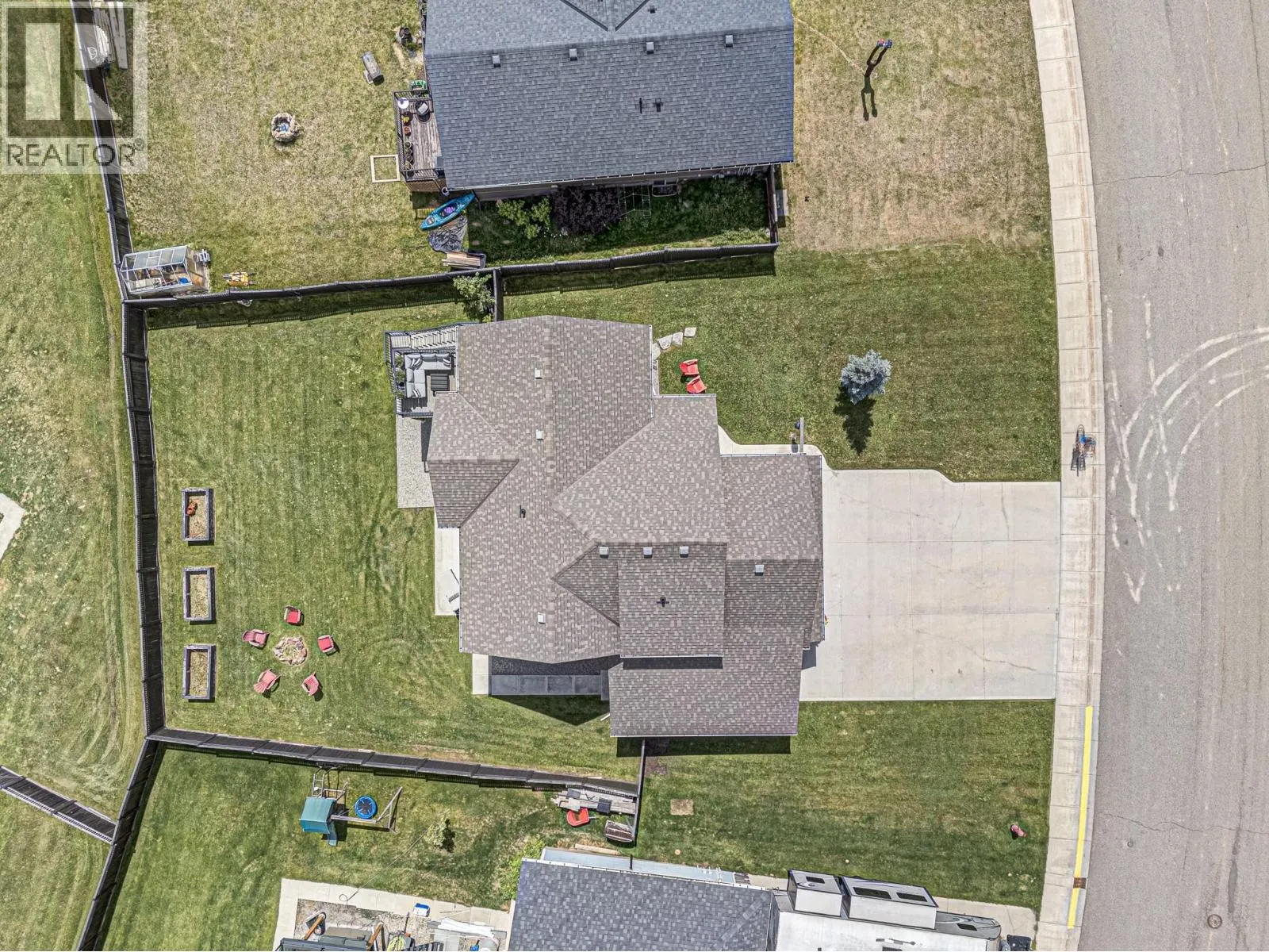 2030 GOLDEN EAGLE Drive