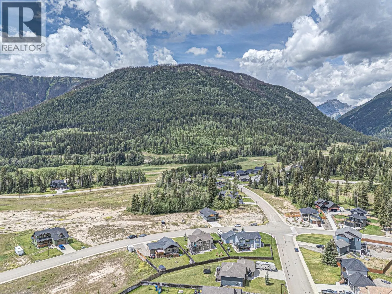 2030 GOLDEN EAGLE Drive