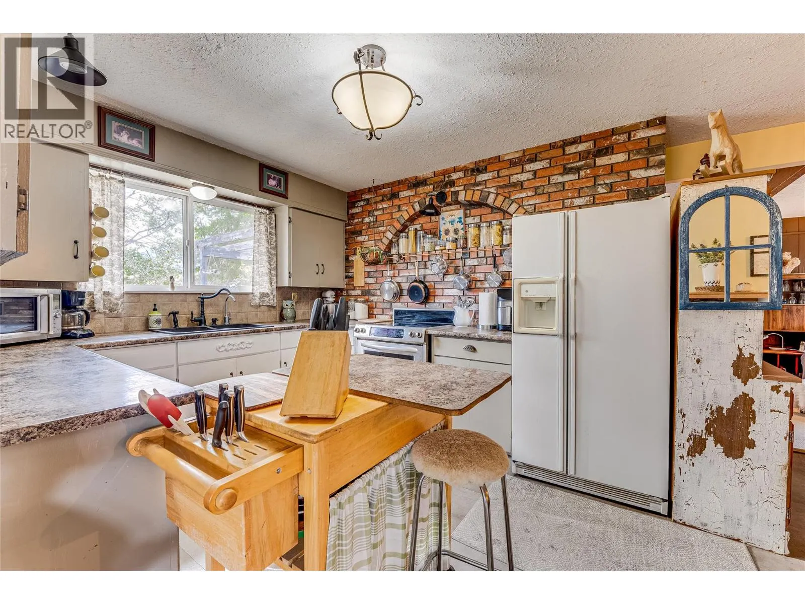 6944 Buchanan Road