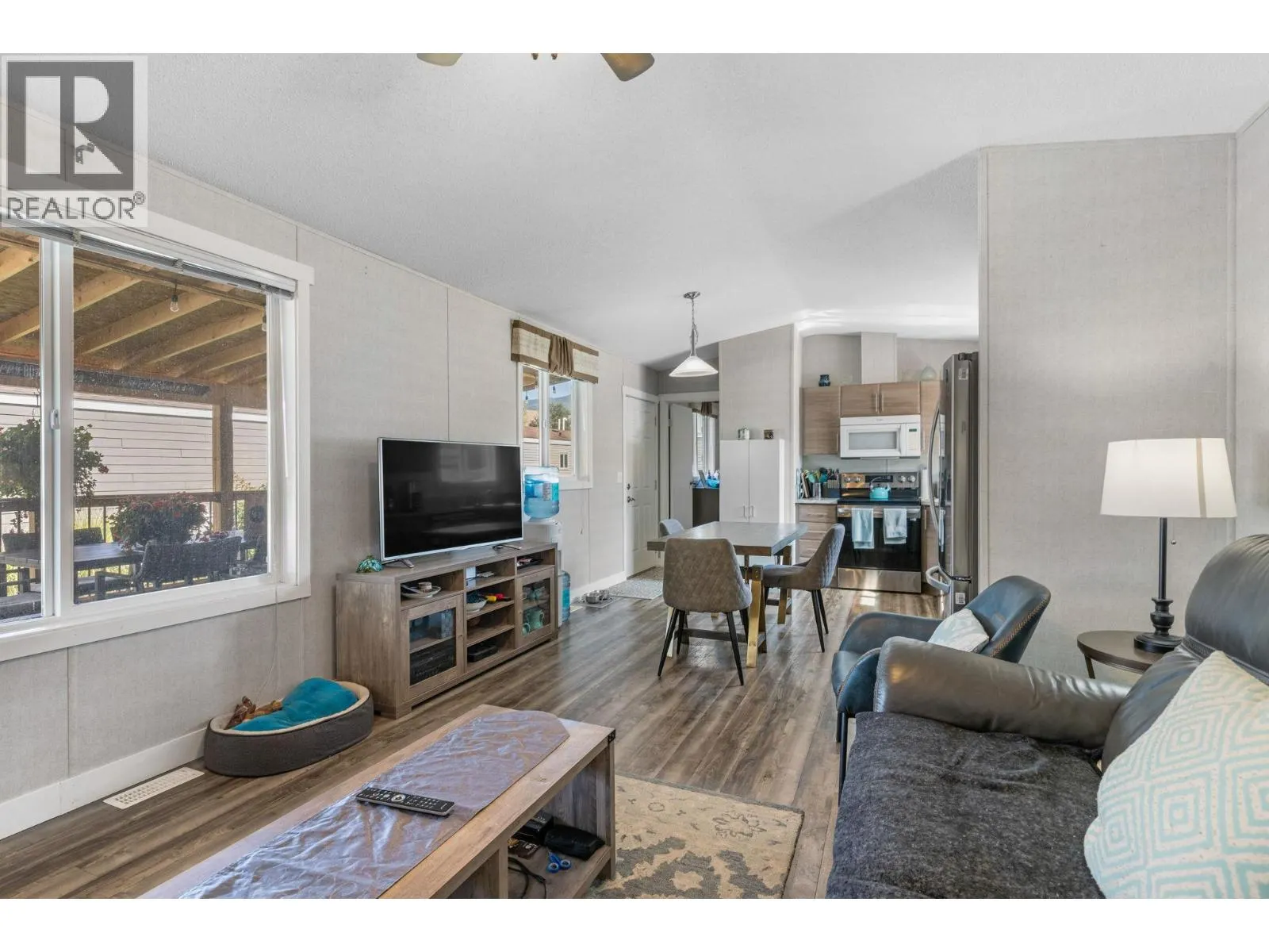 8945 Highway 97 N Unit# 16