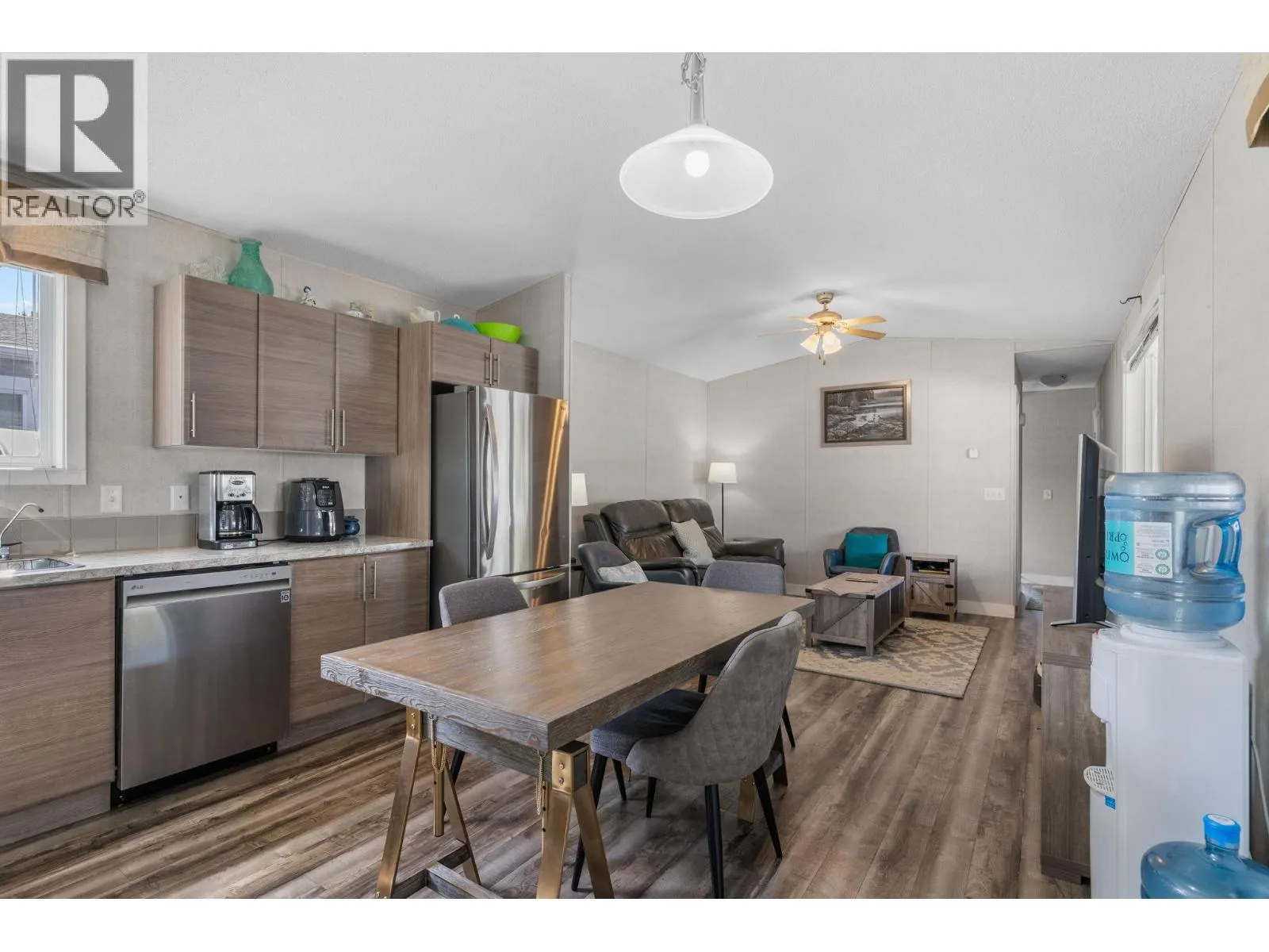 8945 Highway 97 N Unit# 16