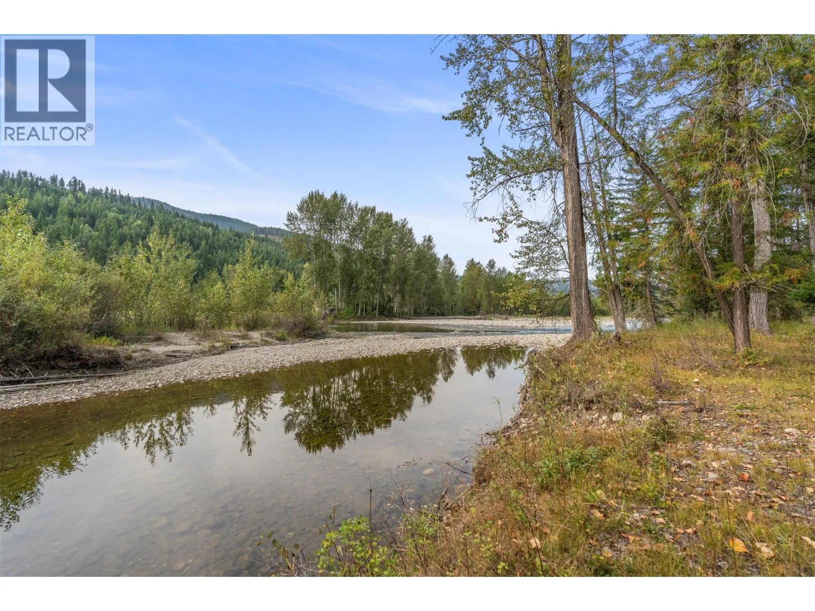 995 Shuswap River Drive