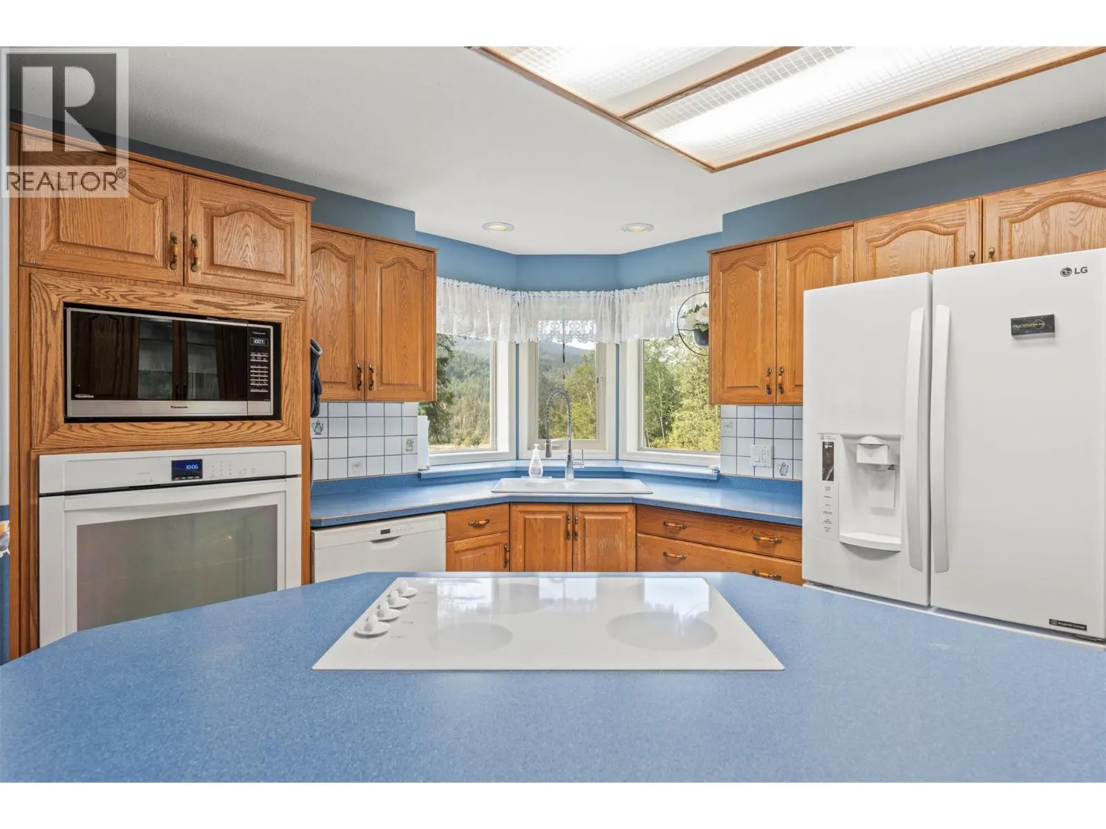 995 Shuswap River Drive