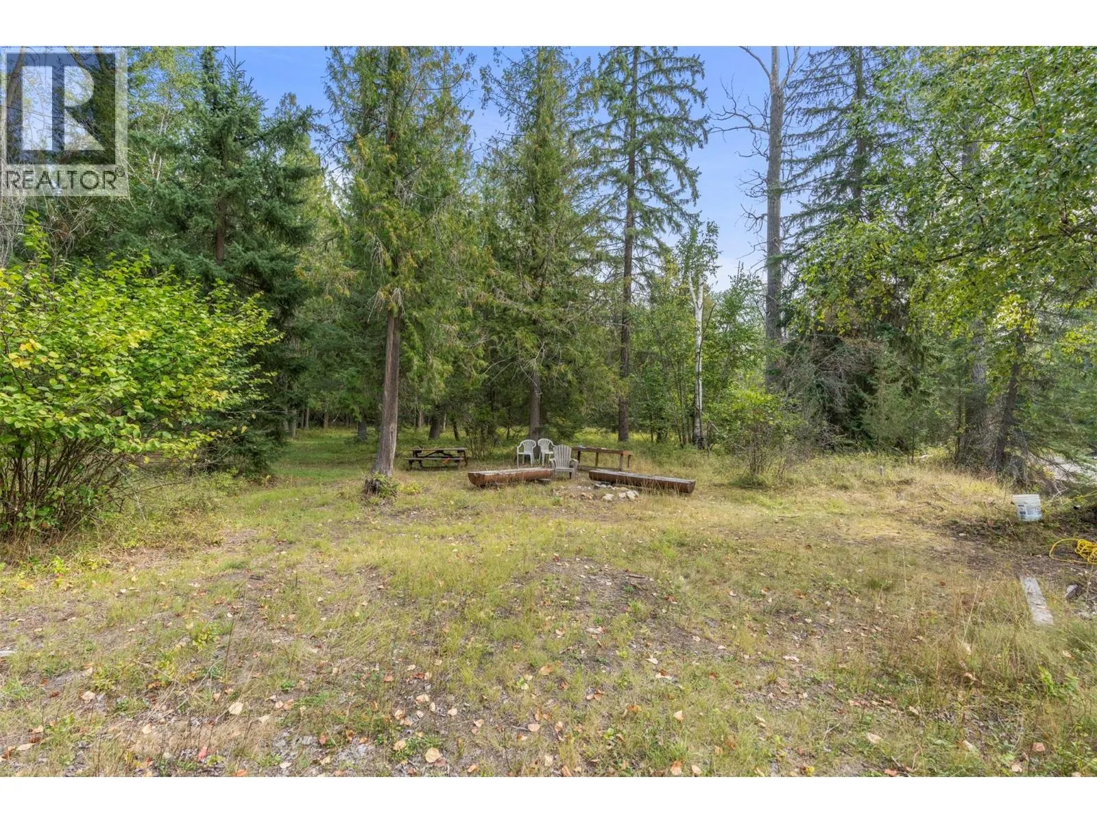995 Shuswap River Drive