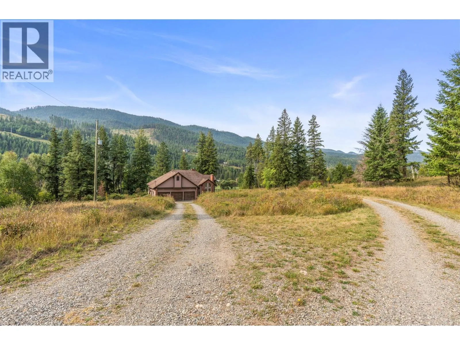 995 Shuswap River Drive