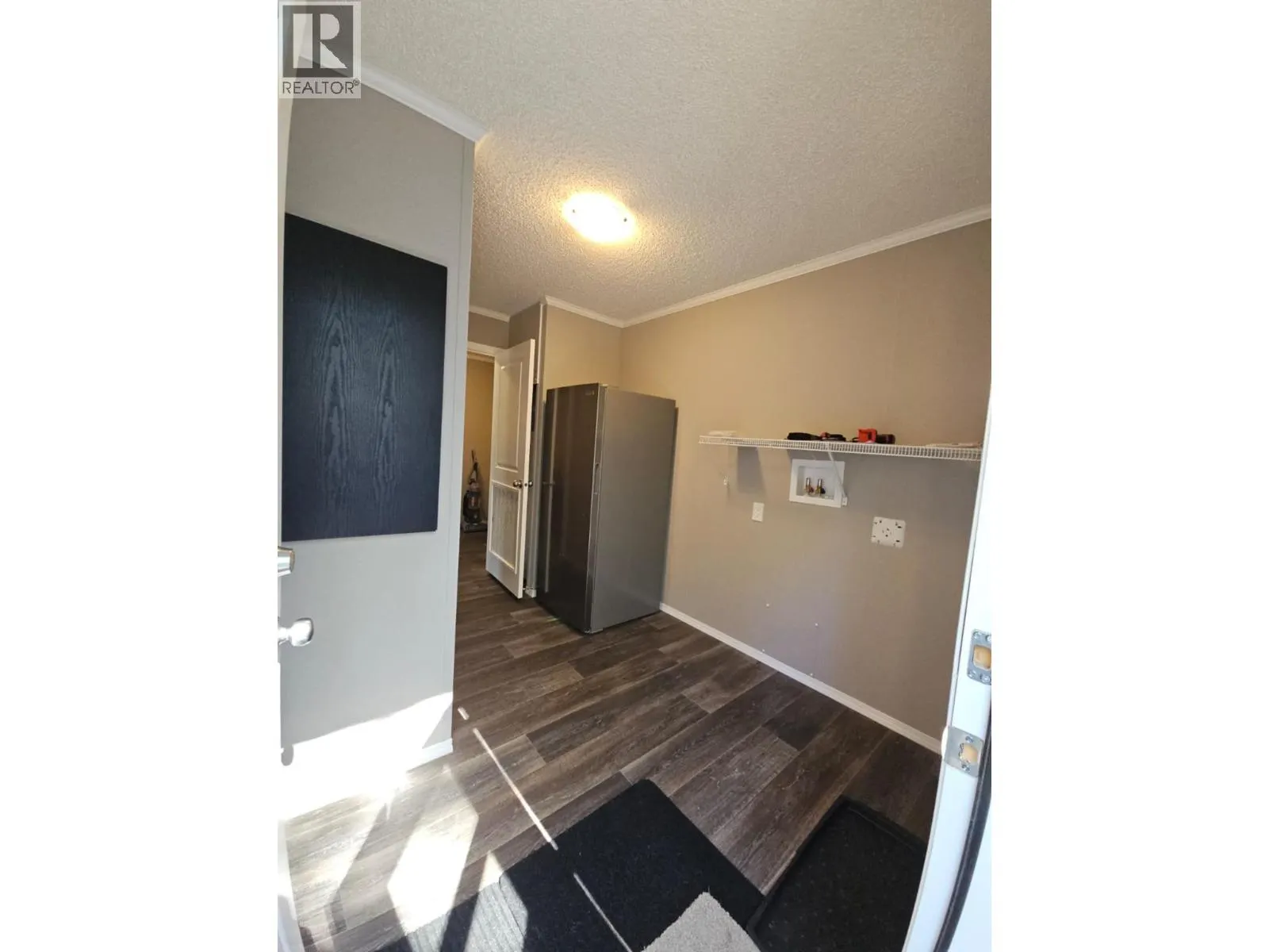 3593 WEST HAYWARD Road