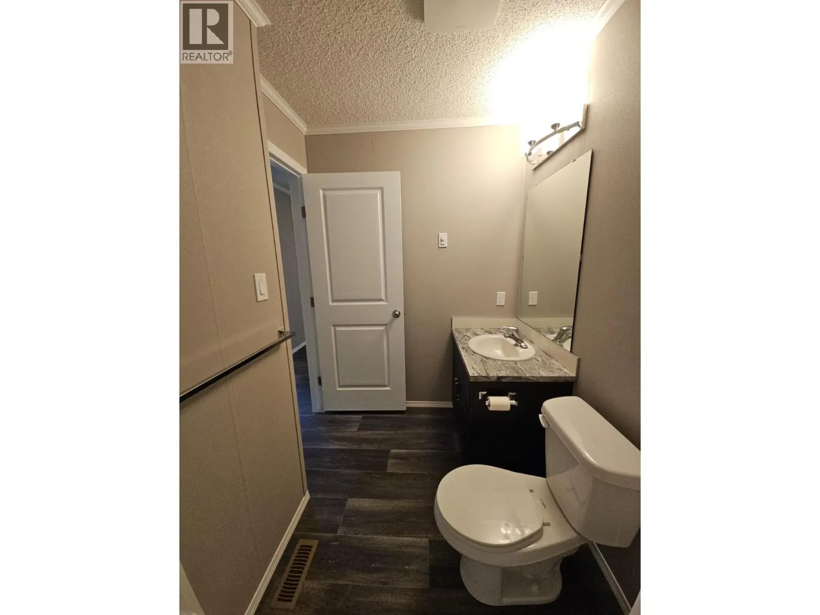 3593 WEST HAYWARD Road