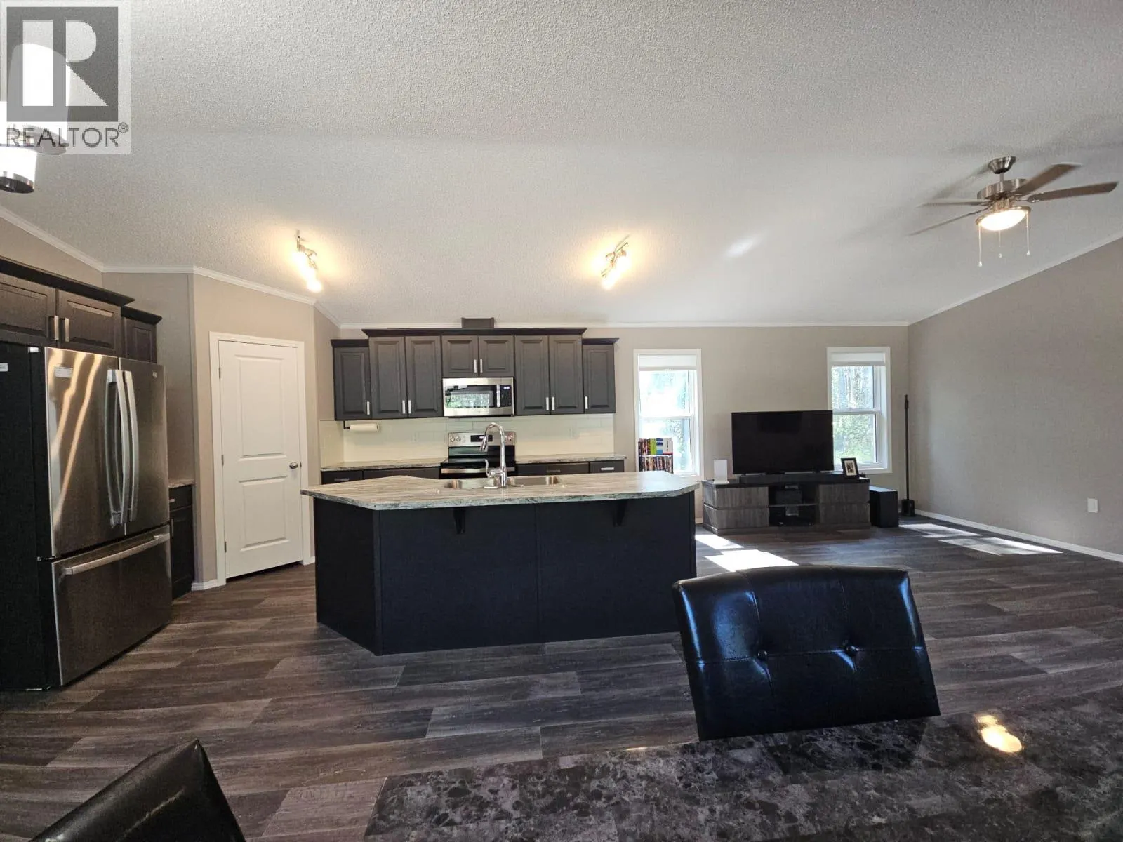 3593 WEST HAYWARD Road