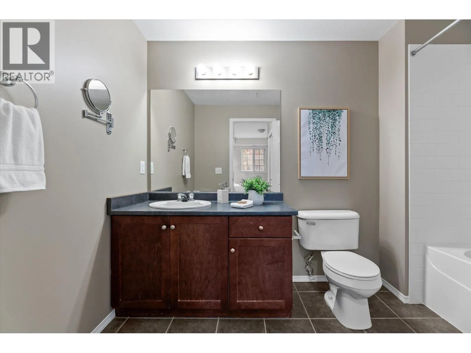 1875 Country Club Drive Unit# 1317