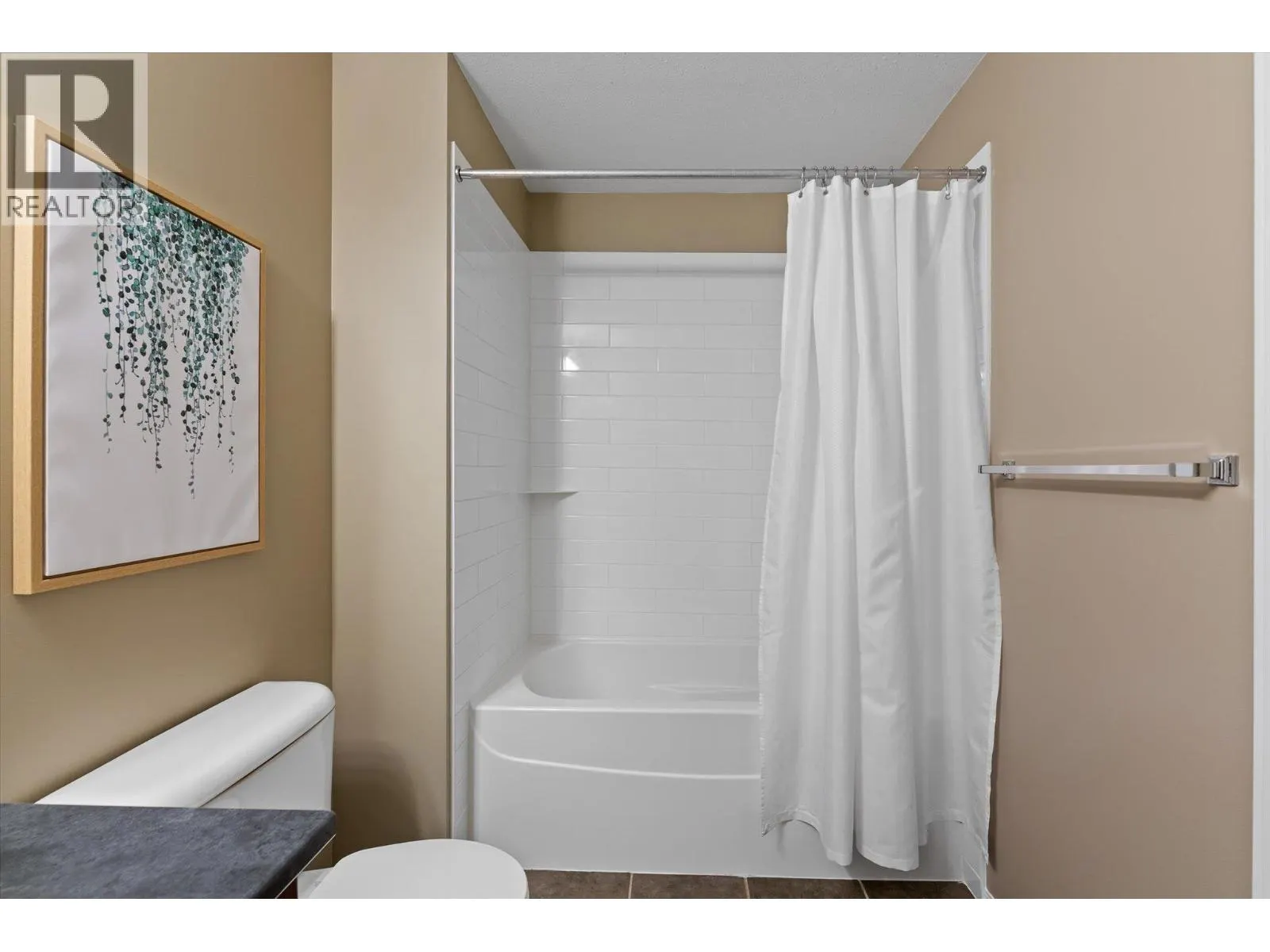 1875 Country Club Drive Unit# 1317