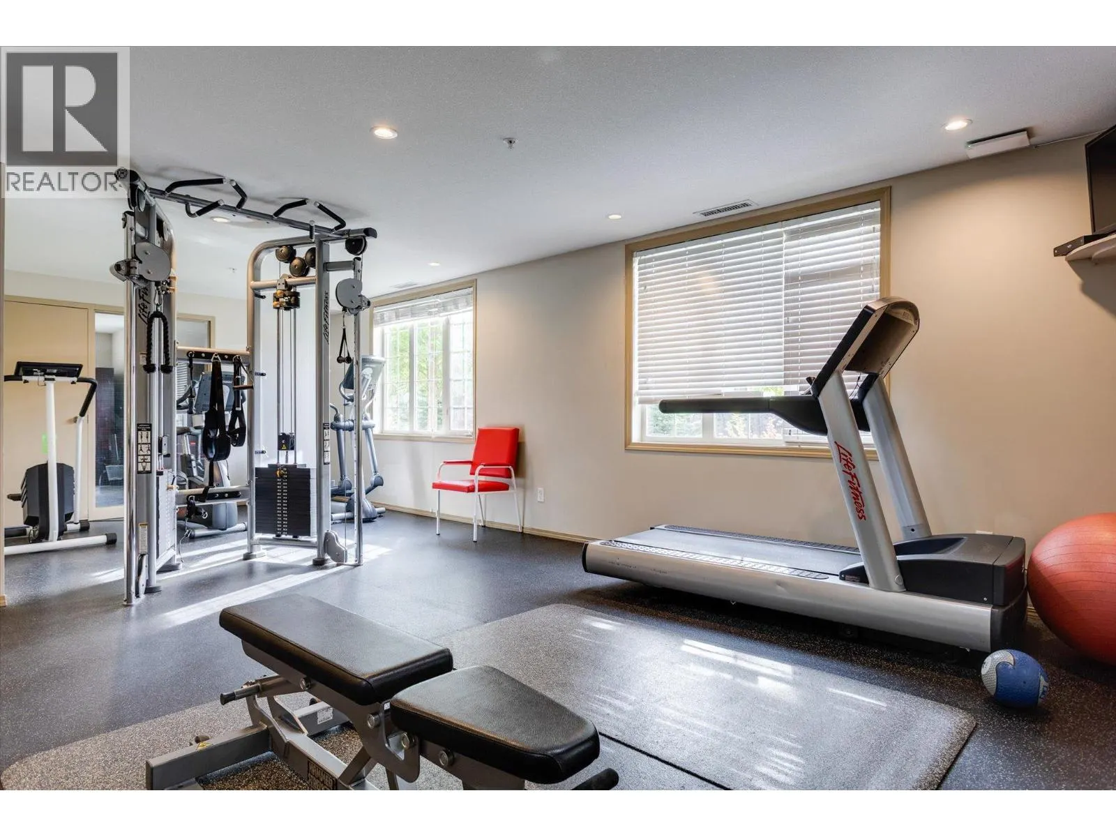 1875 Country Club Drive Unit# 1317