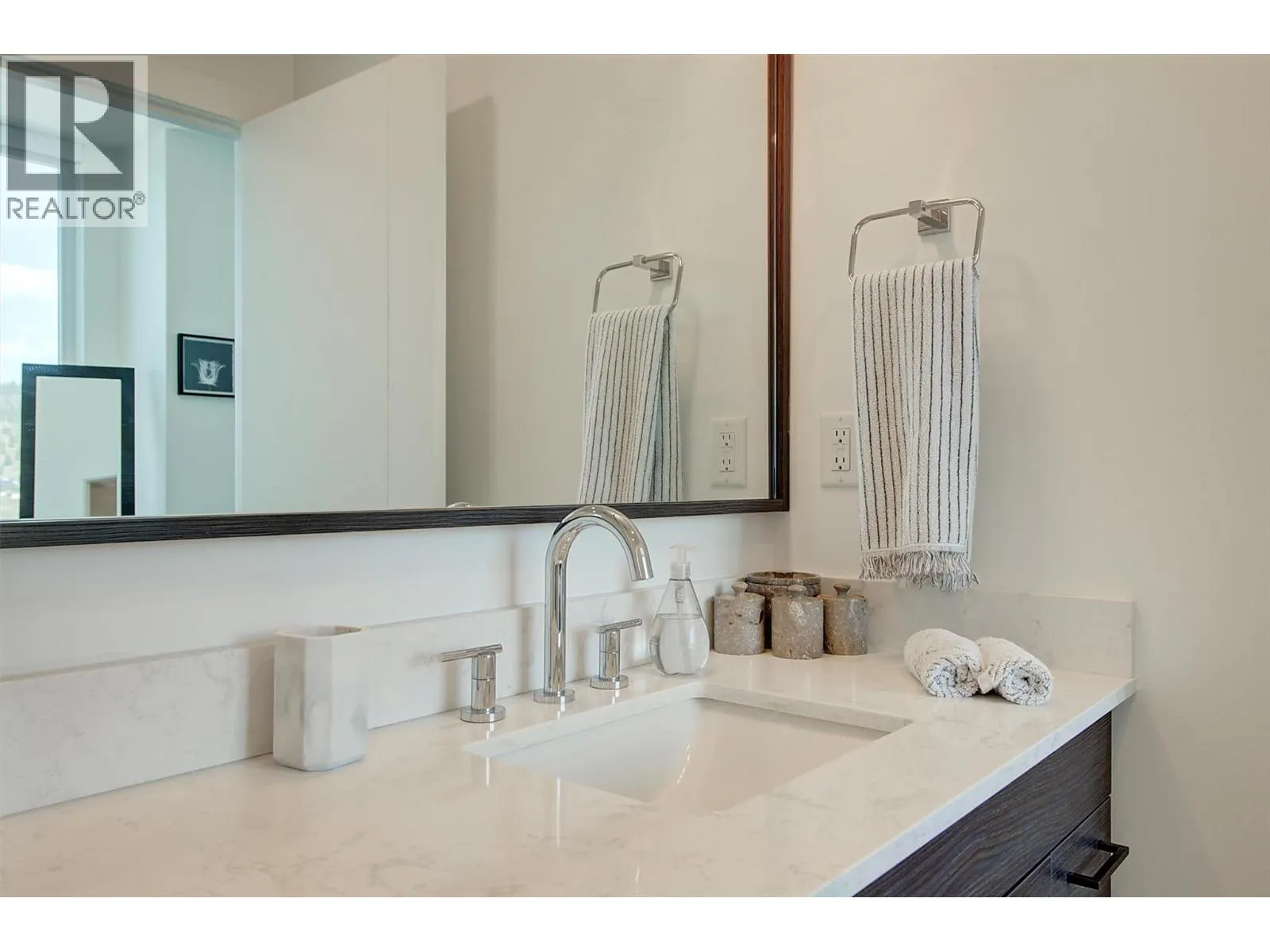 1191 Sunset Drive Unit# 2006