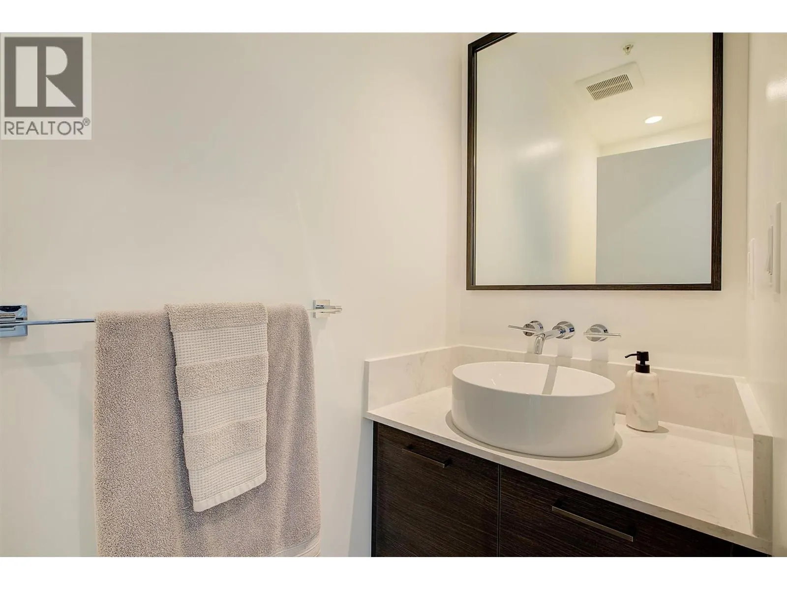 1191 Sunset Drive Unit# 2006