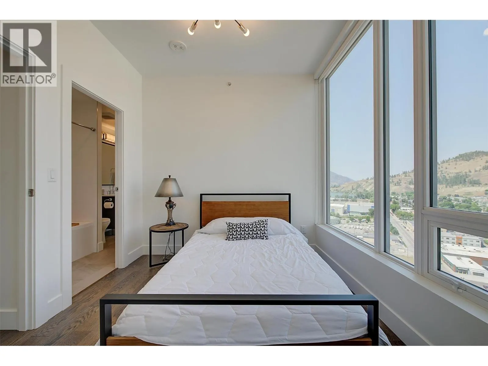 1191 Sunset Drive Unit# 2006