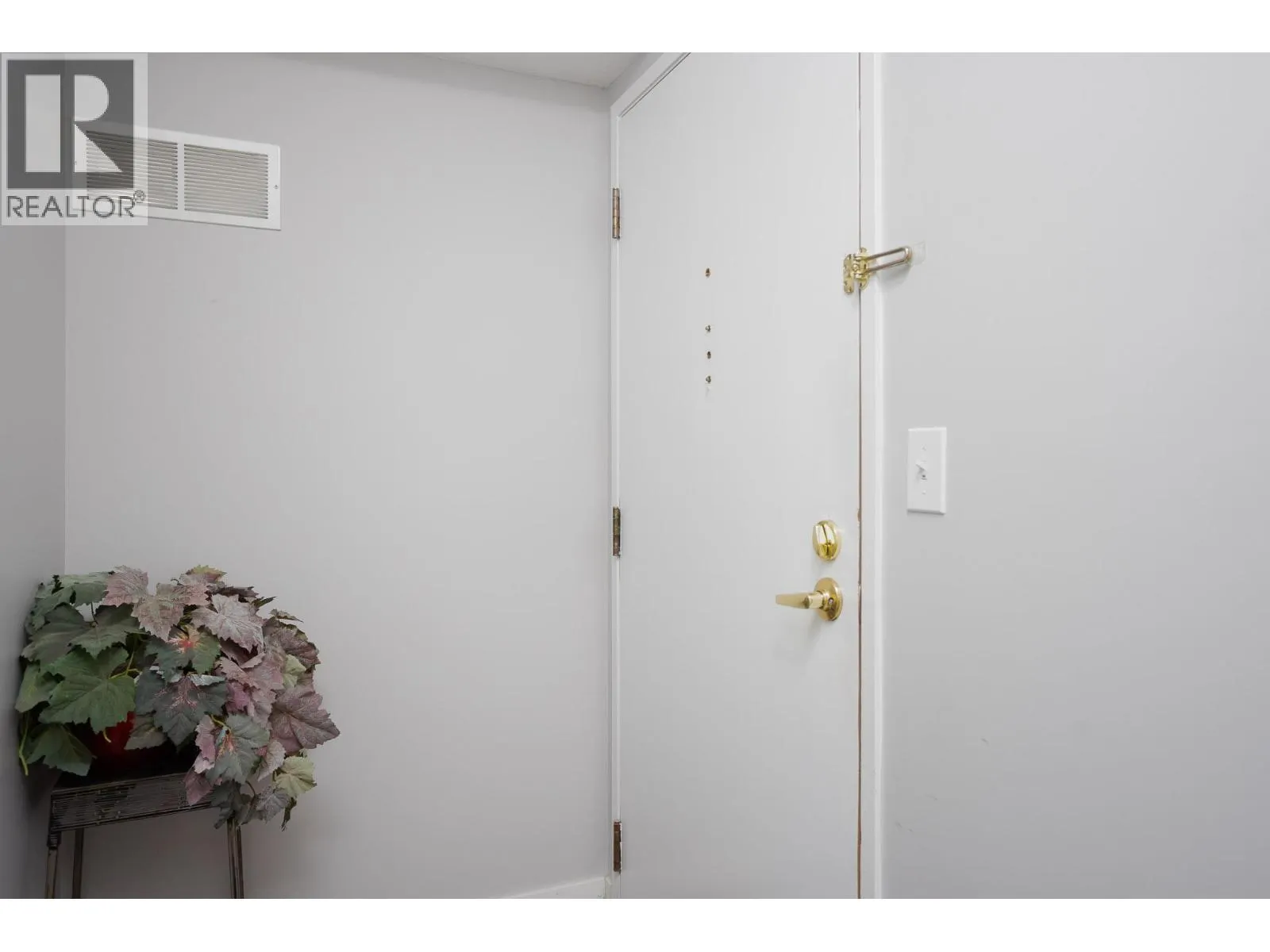 1045 Sutherland Avenue Unit# 315A