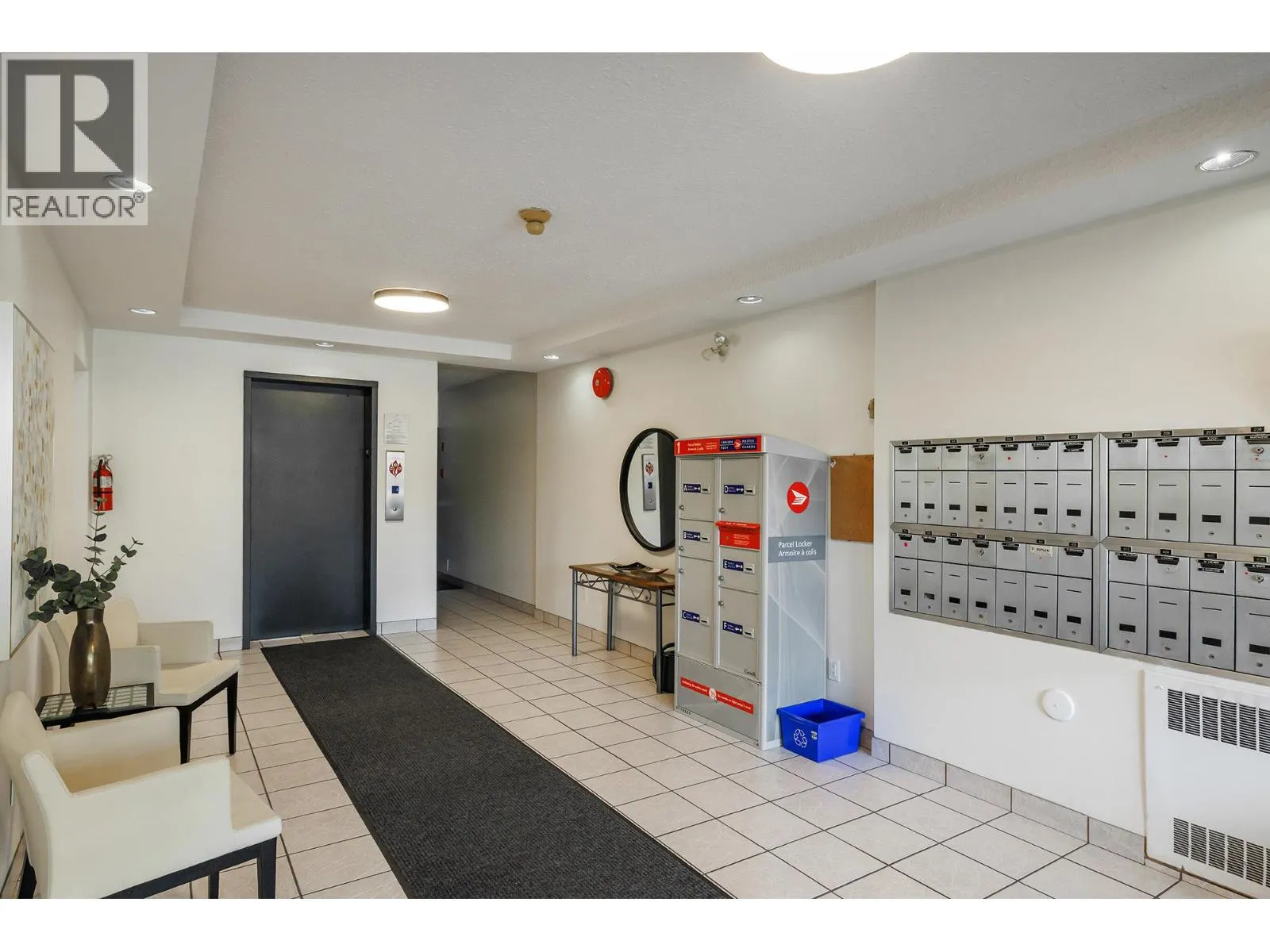 555 Rowcliffe Avenue Unit# 307