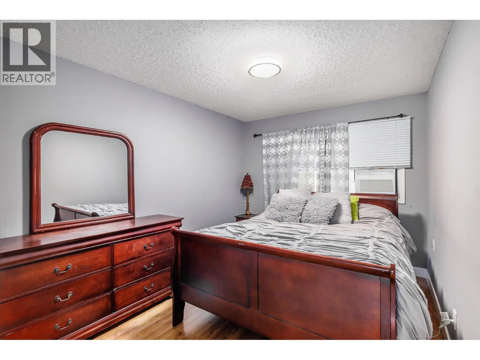 555 Rowcliffe Avenue Unit# 307