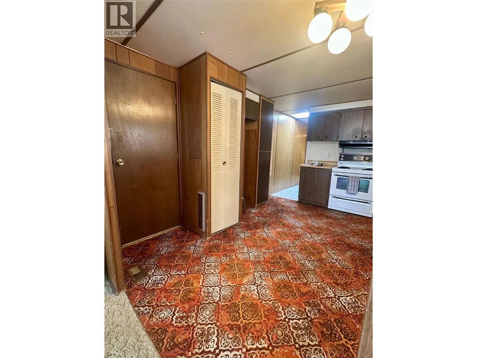 871 Green Lake Road