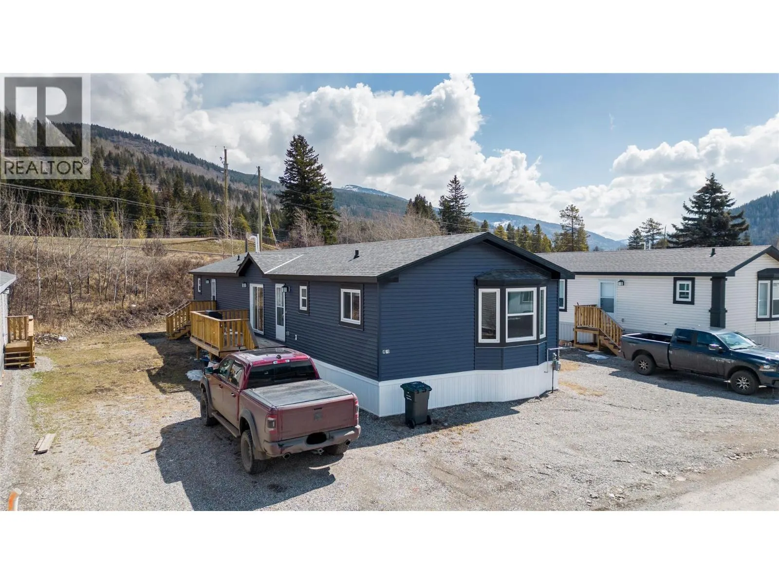 100 INDUSTRIAL  1 Road Unit# H10