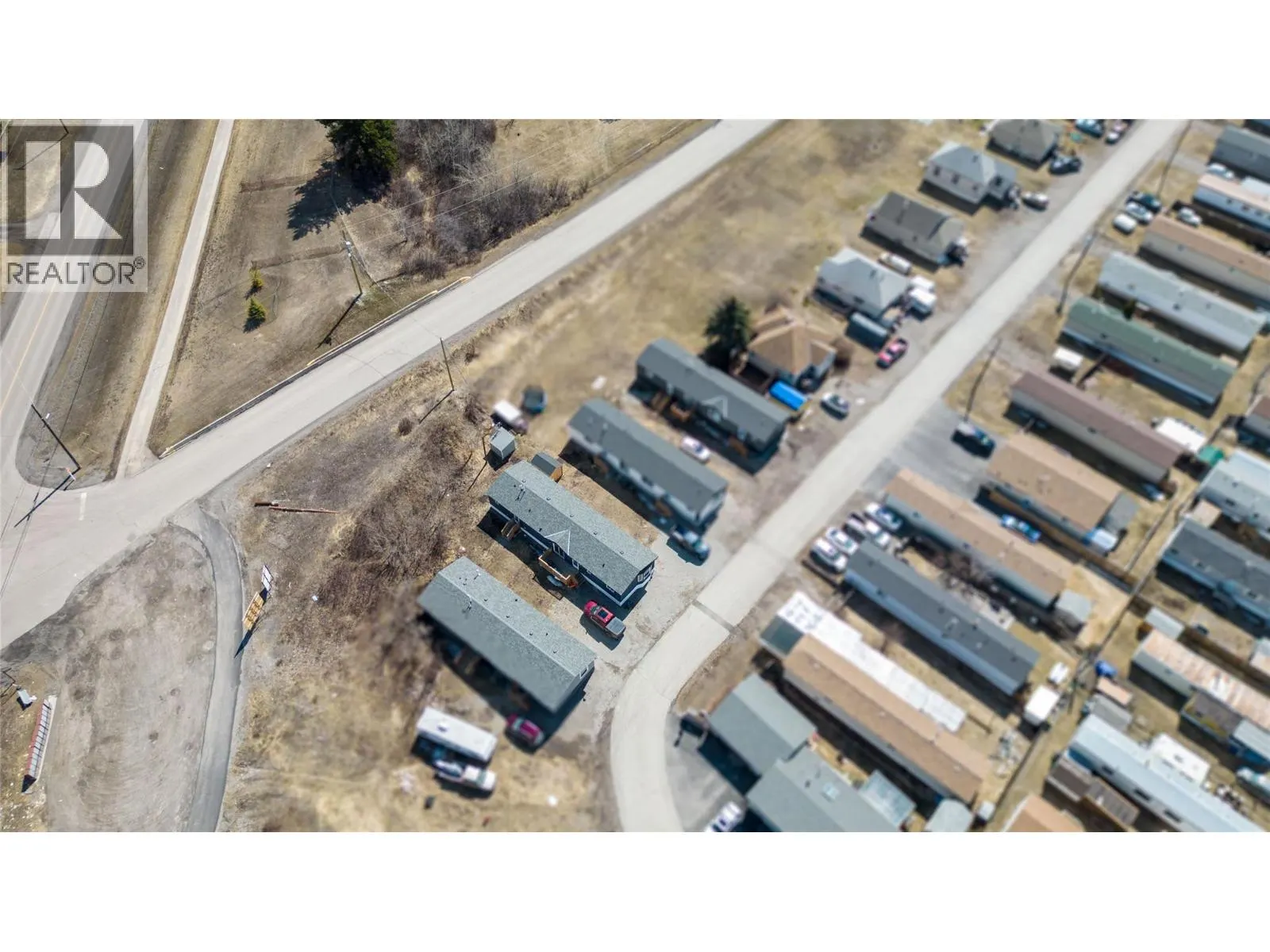 100 INDUSTRIAL  1 Road Unit# H10
