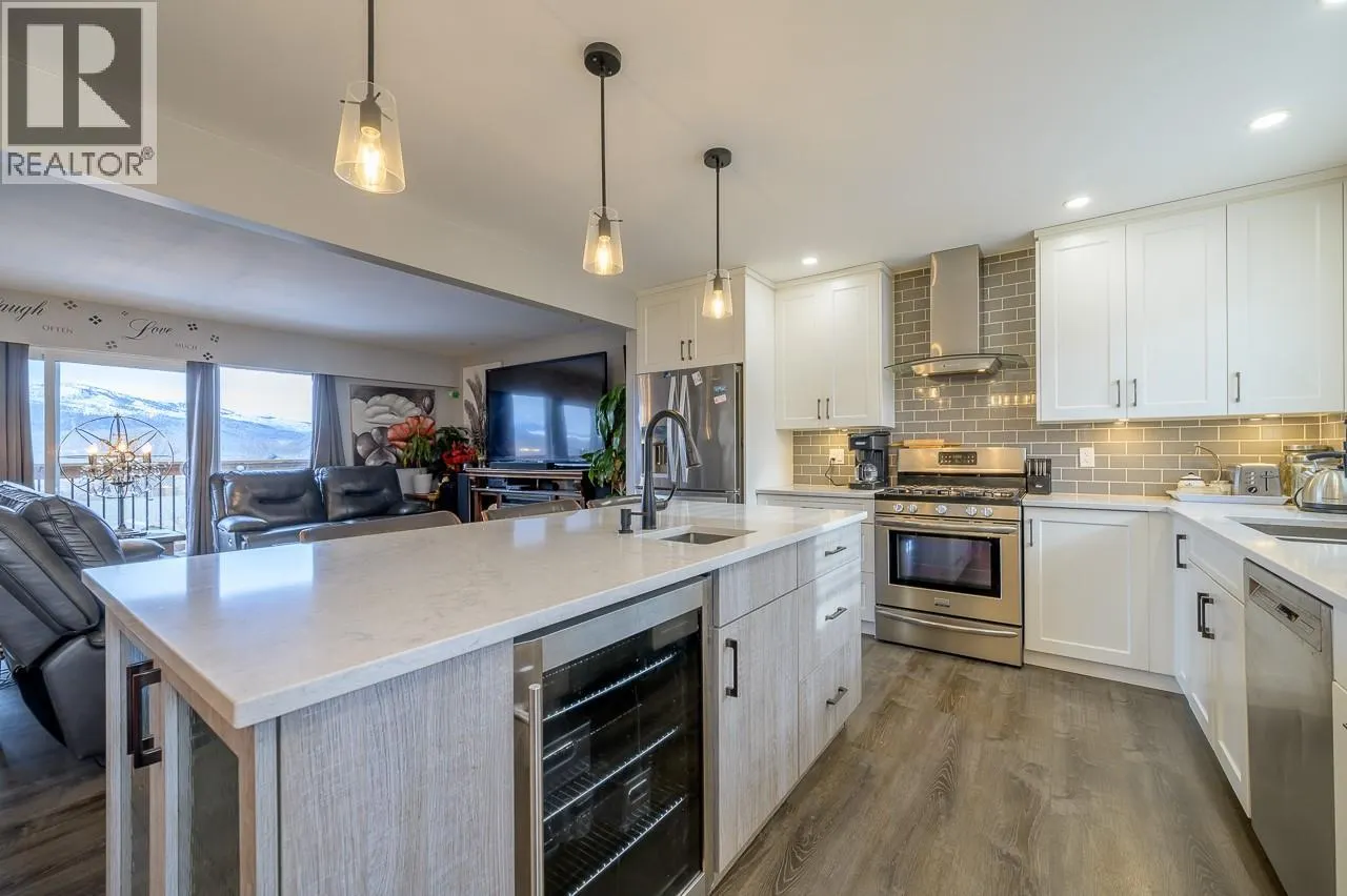 492 GRANDVIEW Terrace