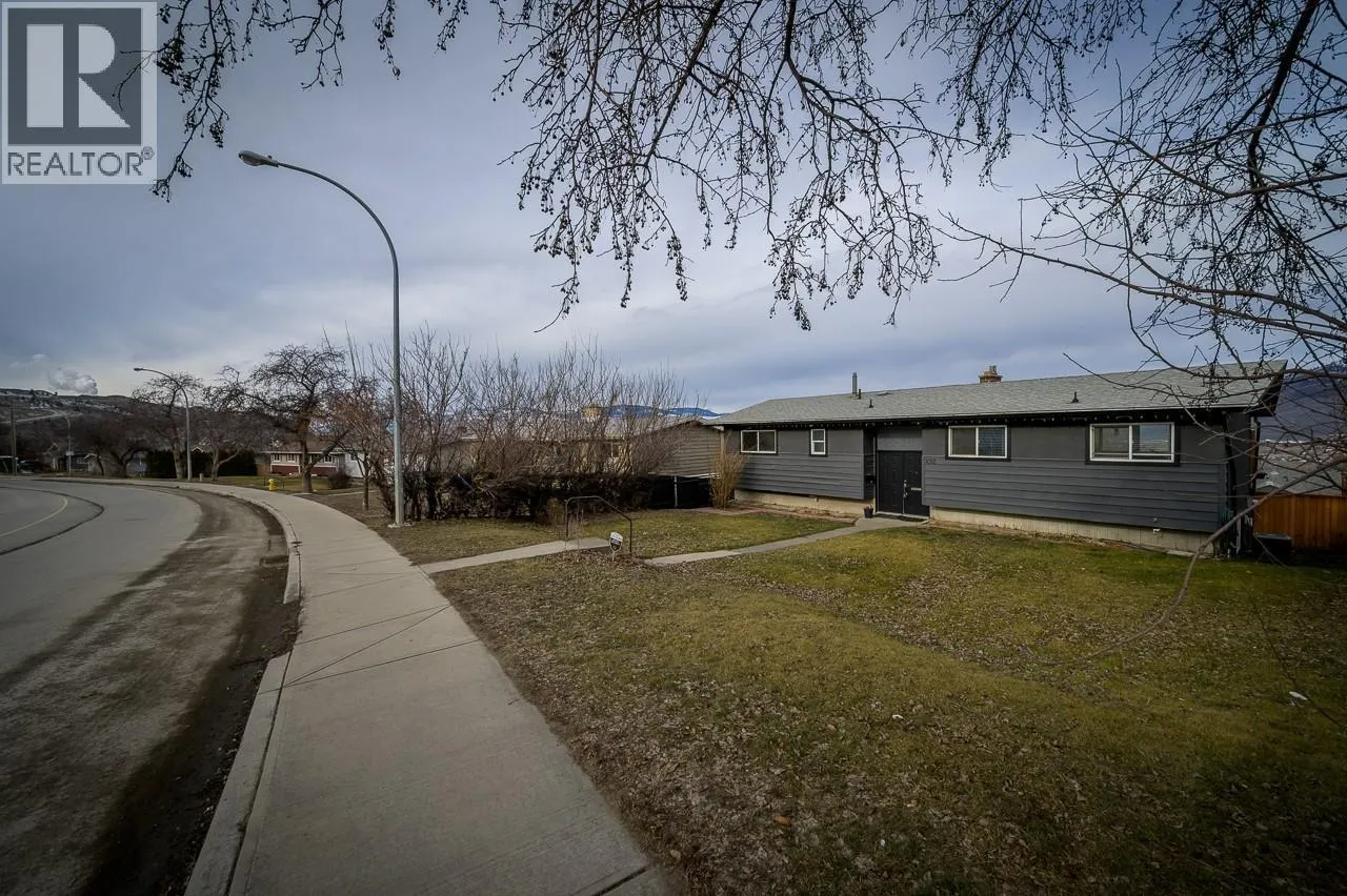 492 GRANDVIEW Terrace