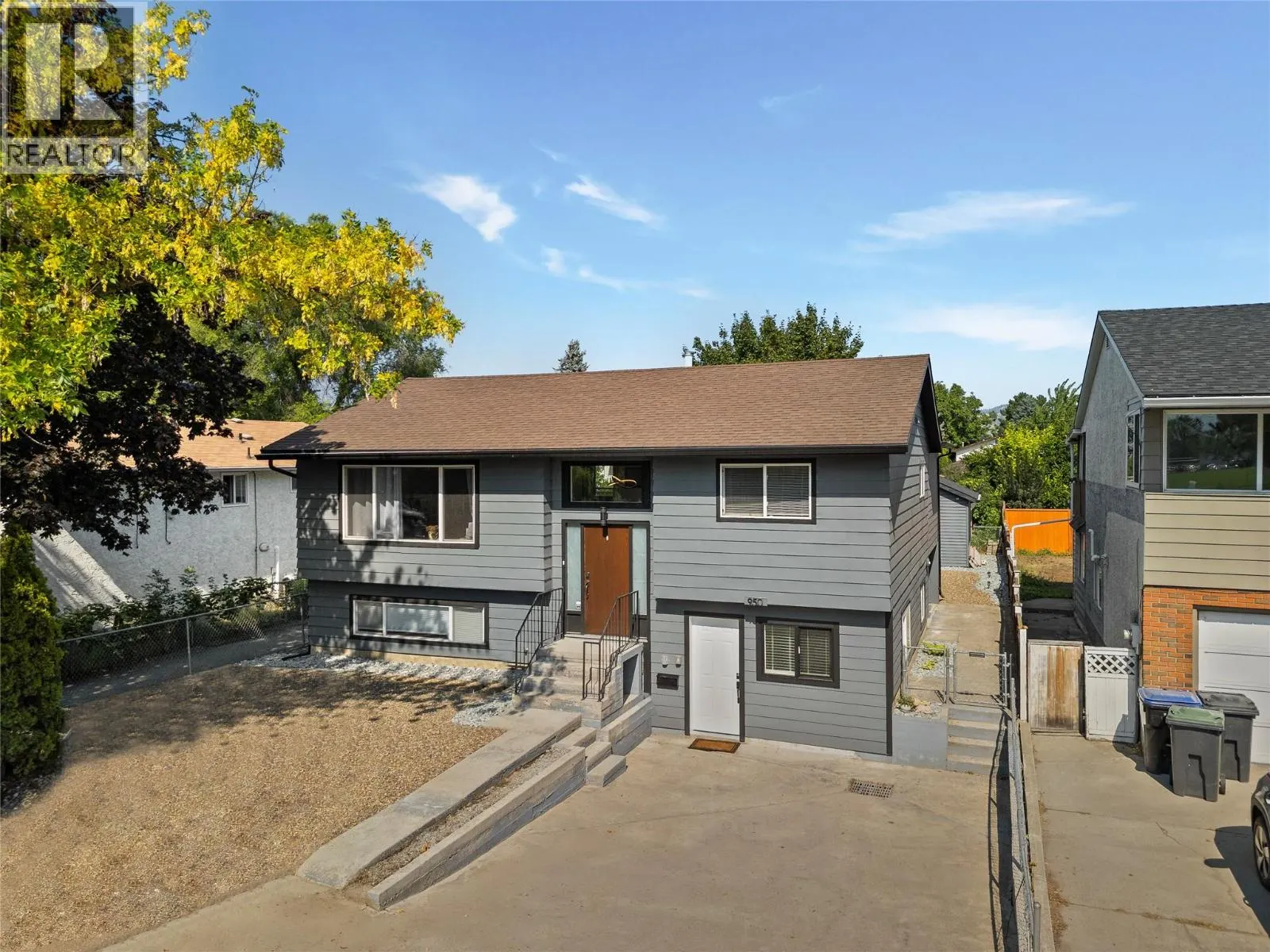 950 Raymer Avenue