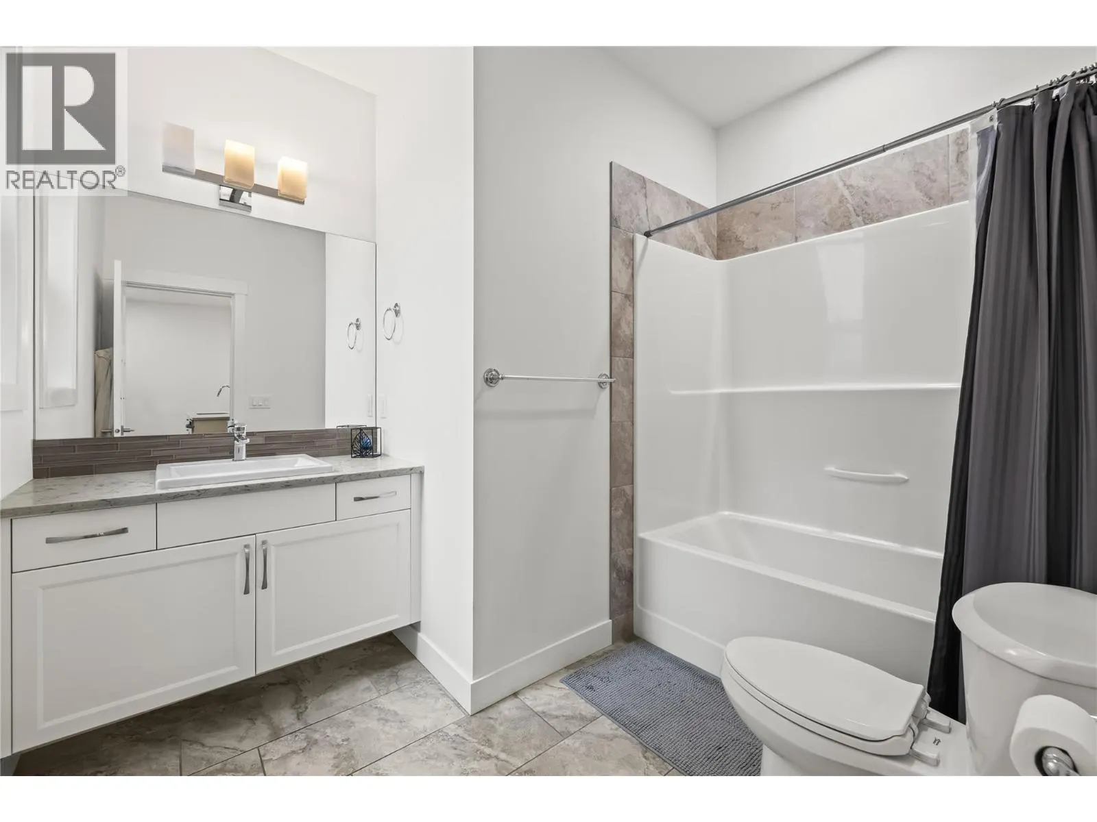 1870 Rosealee Lane Unit# 42