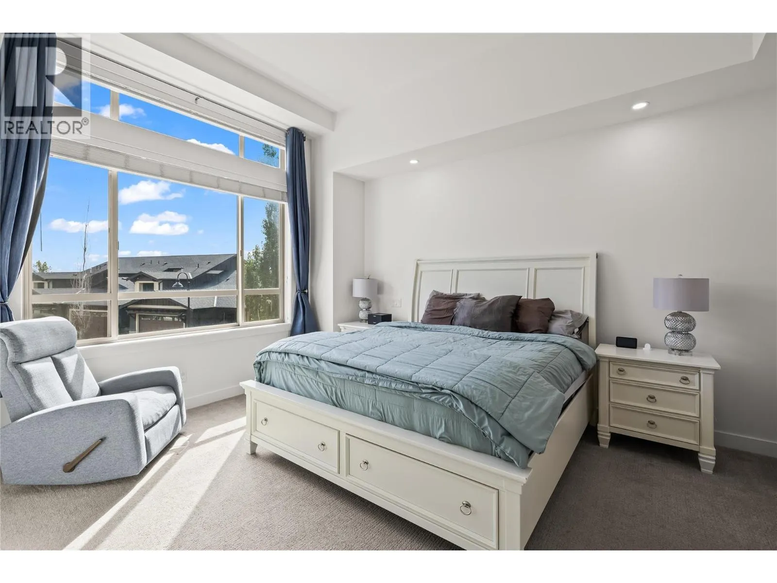 1870 Rosealee Lane Unit# 42
