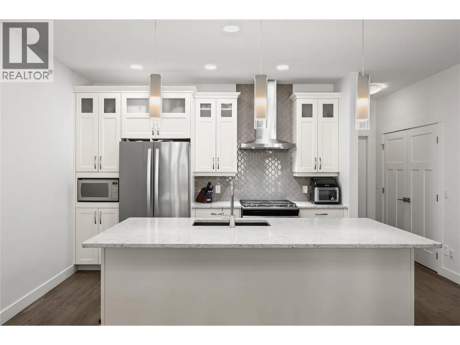 1870 Rosealee Lane Unit# 42
