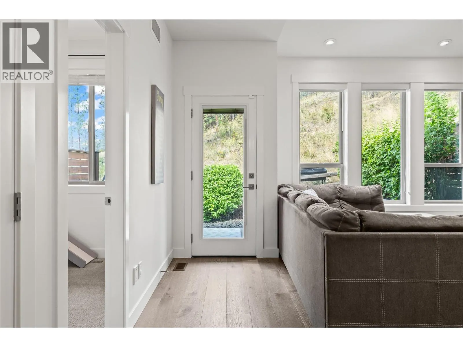 1870 Rosealee Lane Unit# 42