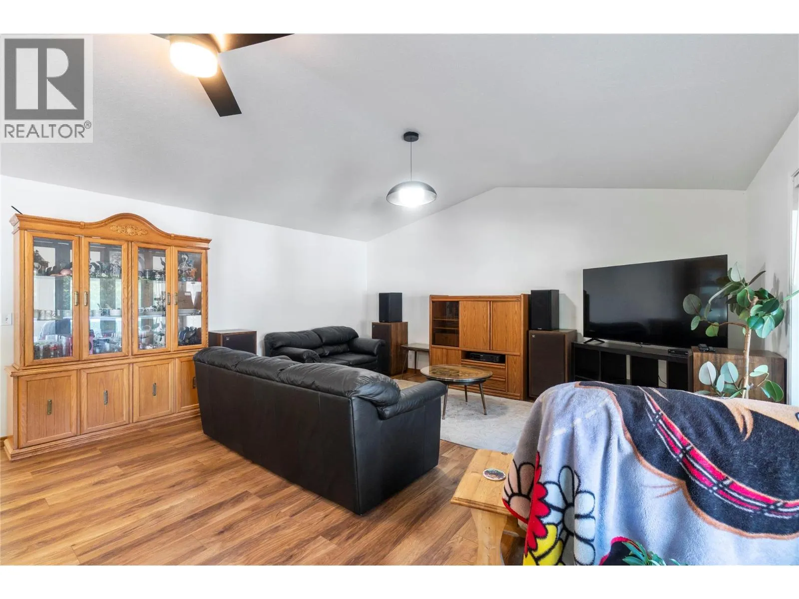 6803 Magna Bay Drive