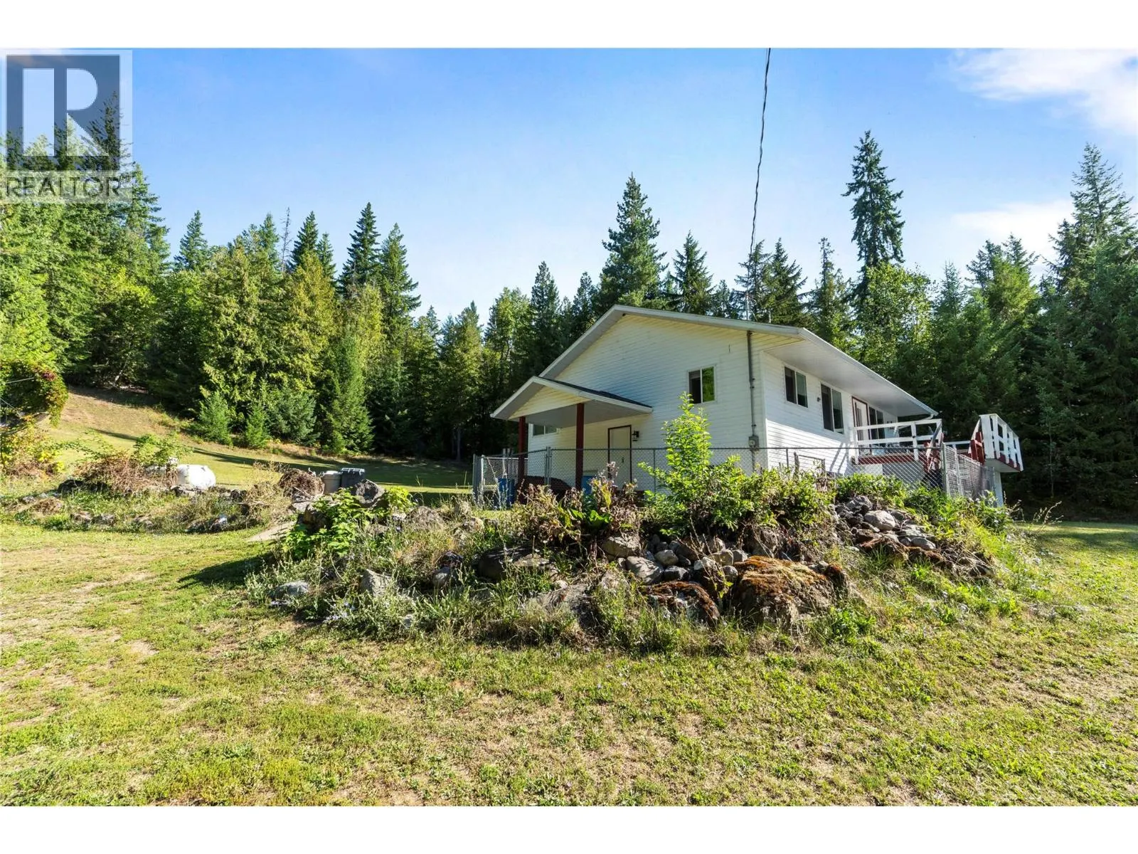 6803 Magna Bay Drive
