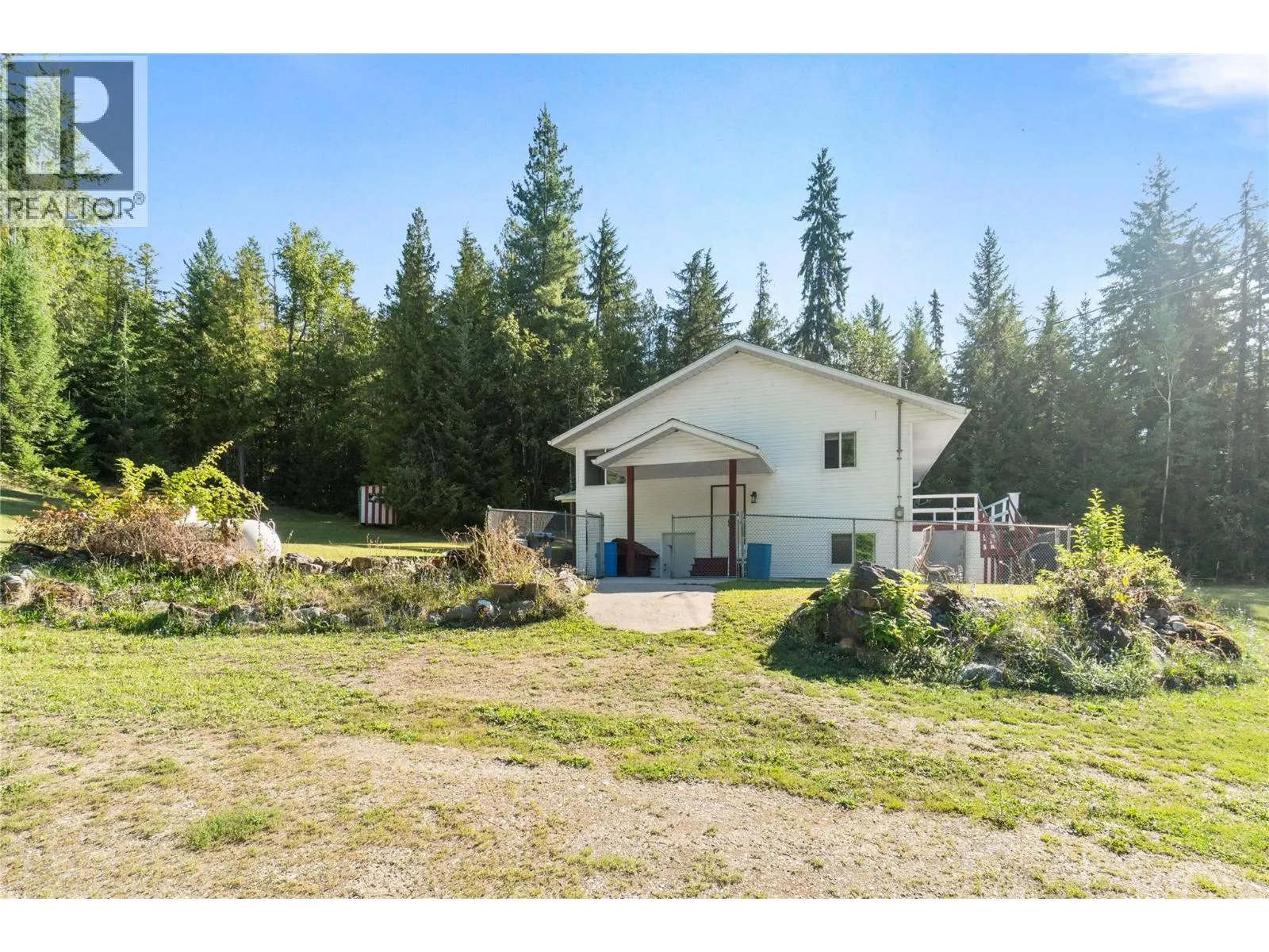 6803 Magna Bay Drive