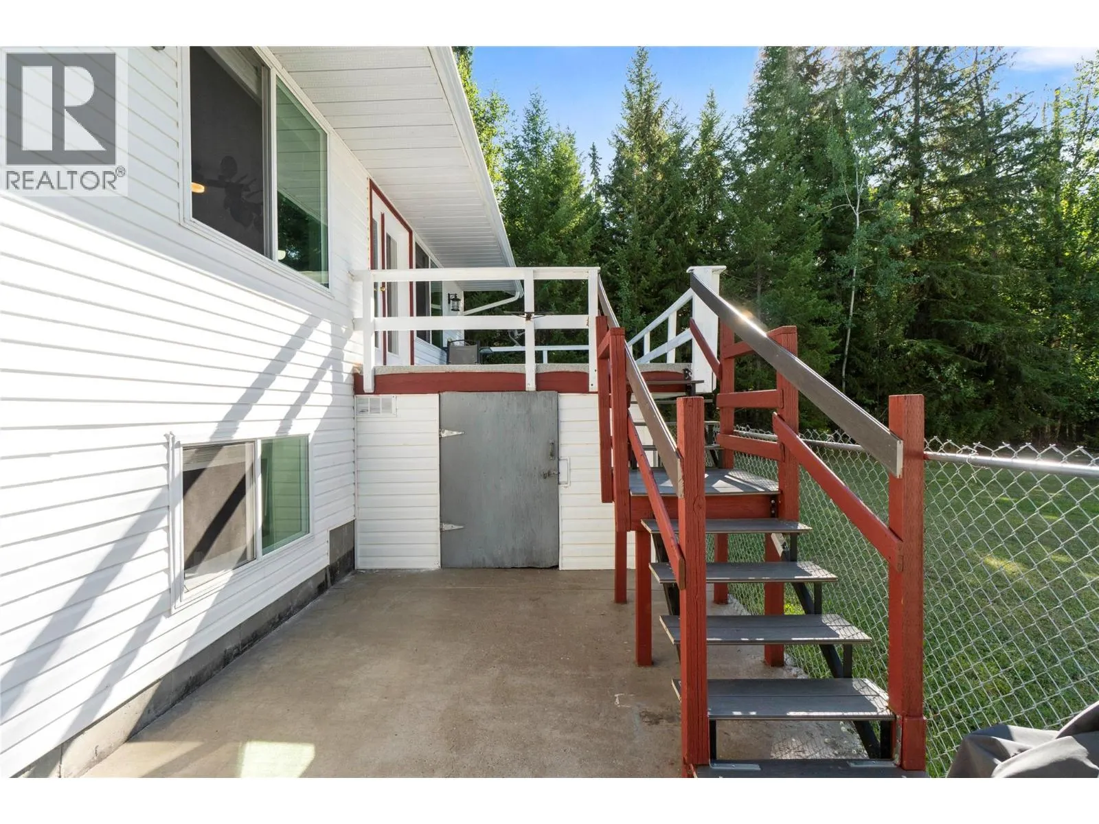 6803 Magna Bay Drive