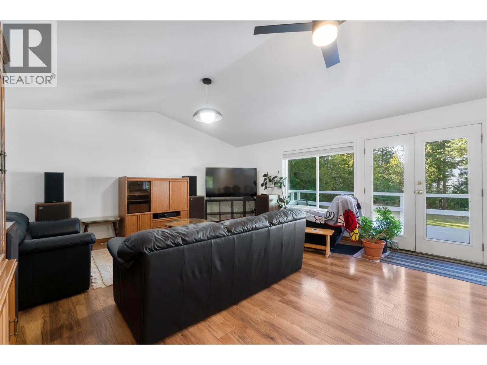 6803 Magna Bay Drive