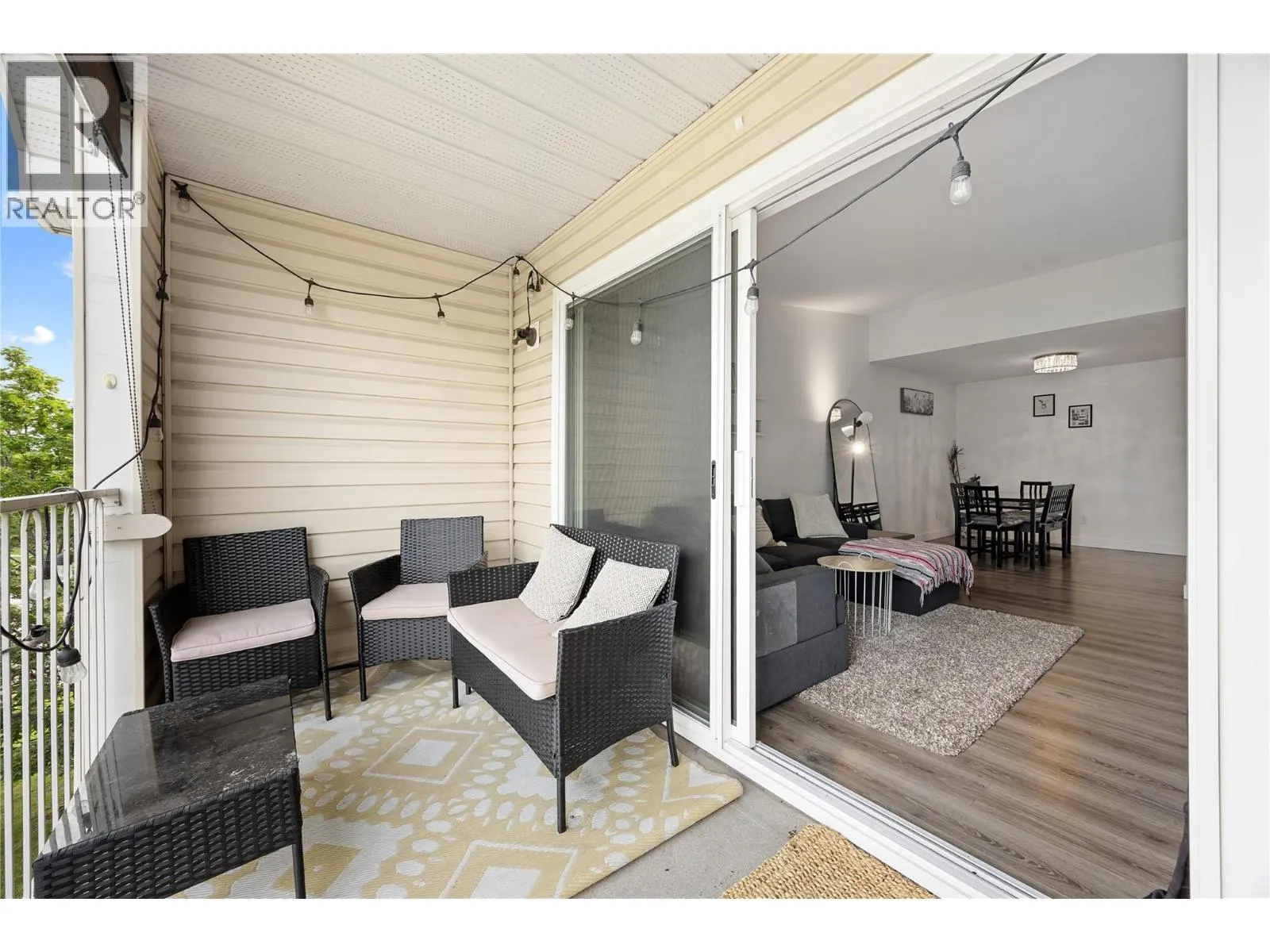3160 Casorso Road Unit# 412