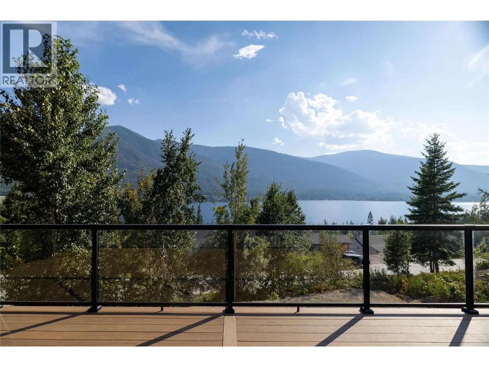 145 Lakeview Drive
