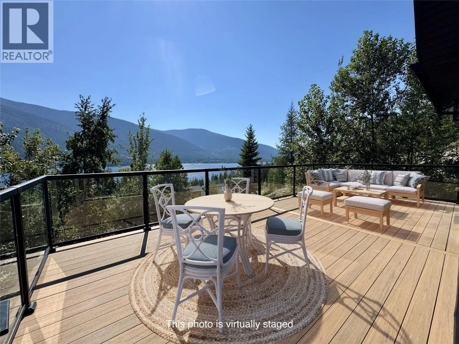 145 Lakeview Drive