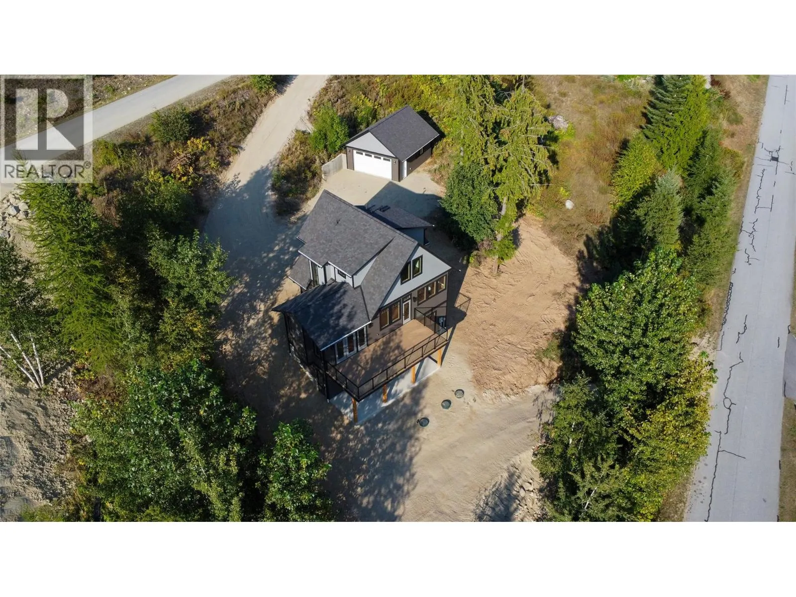 145 Lakeview Drive
