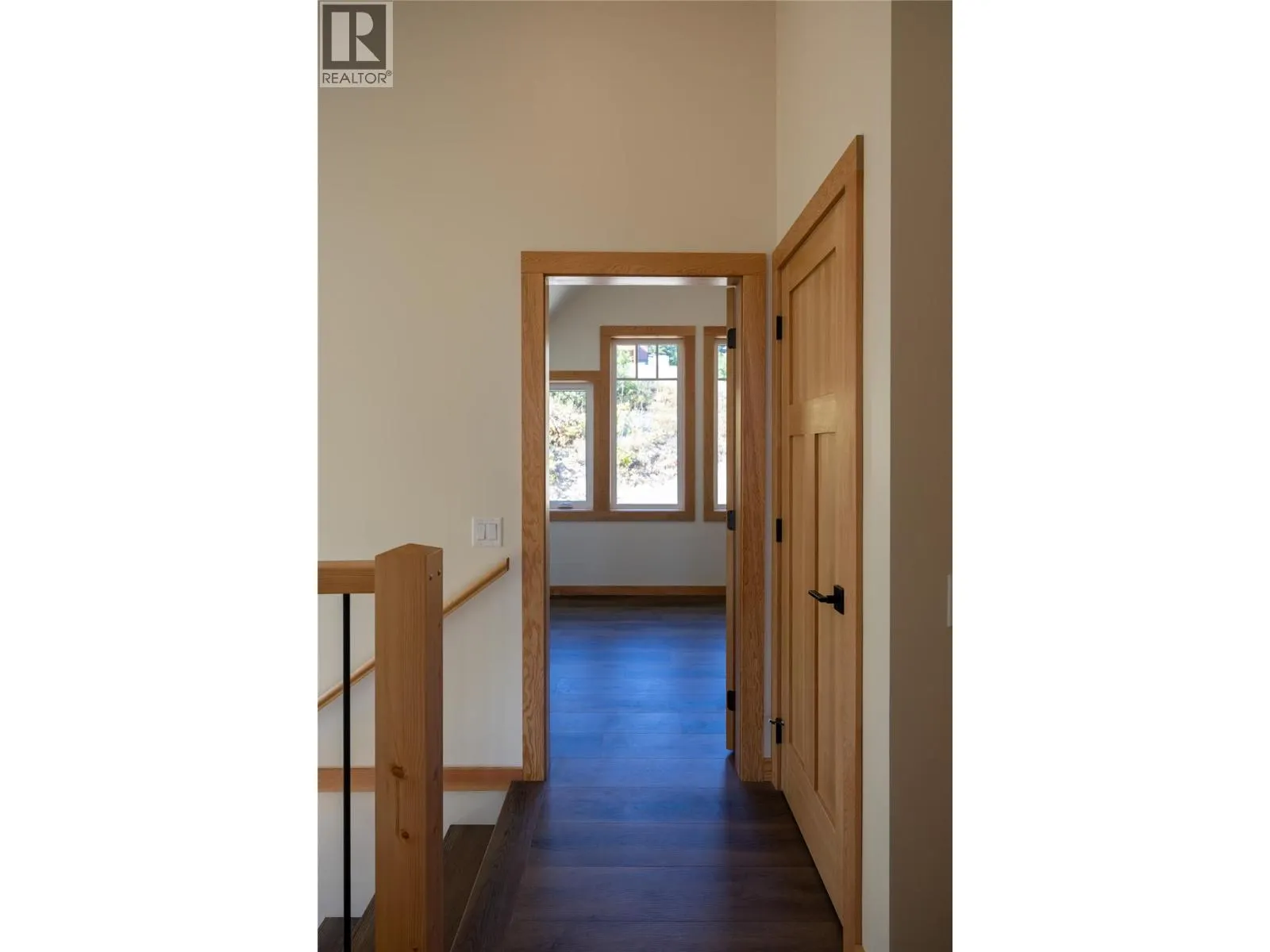 145 Lakeview Drive