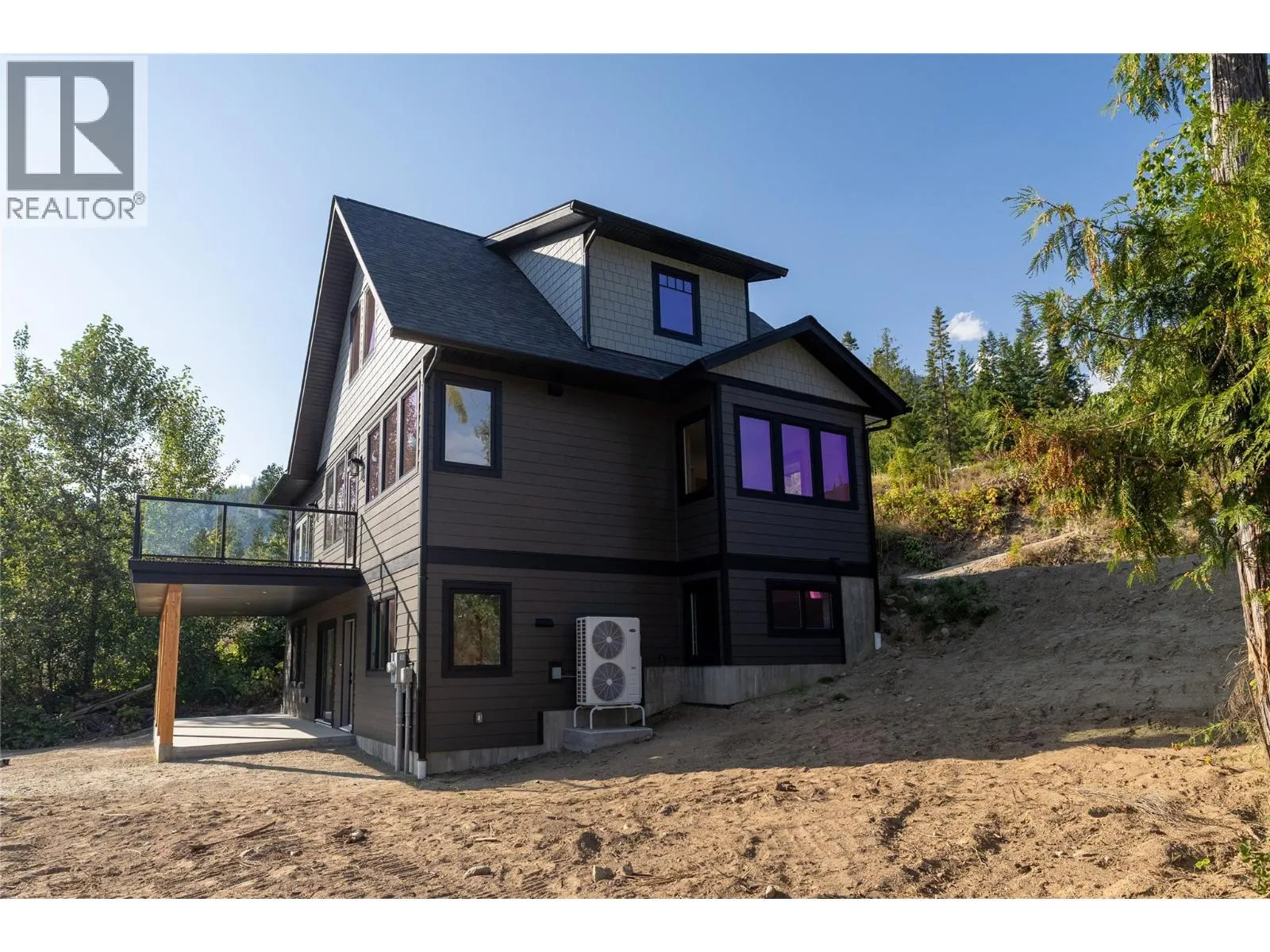 145 Lakeview Drive