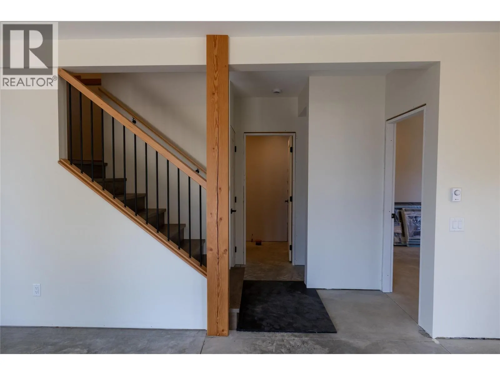 145 Lakeview Drive